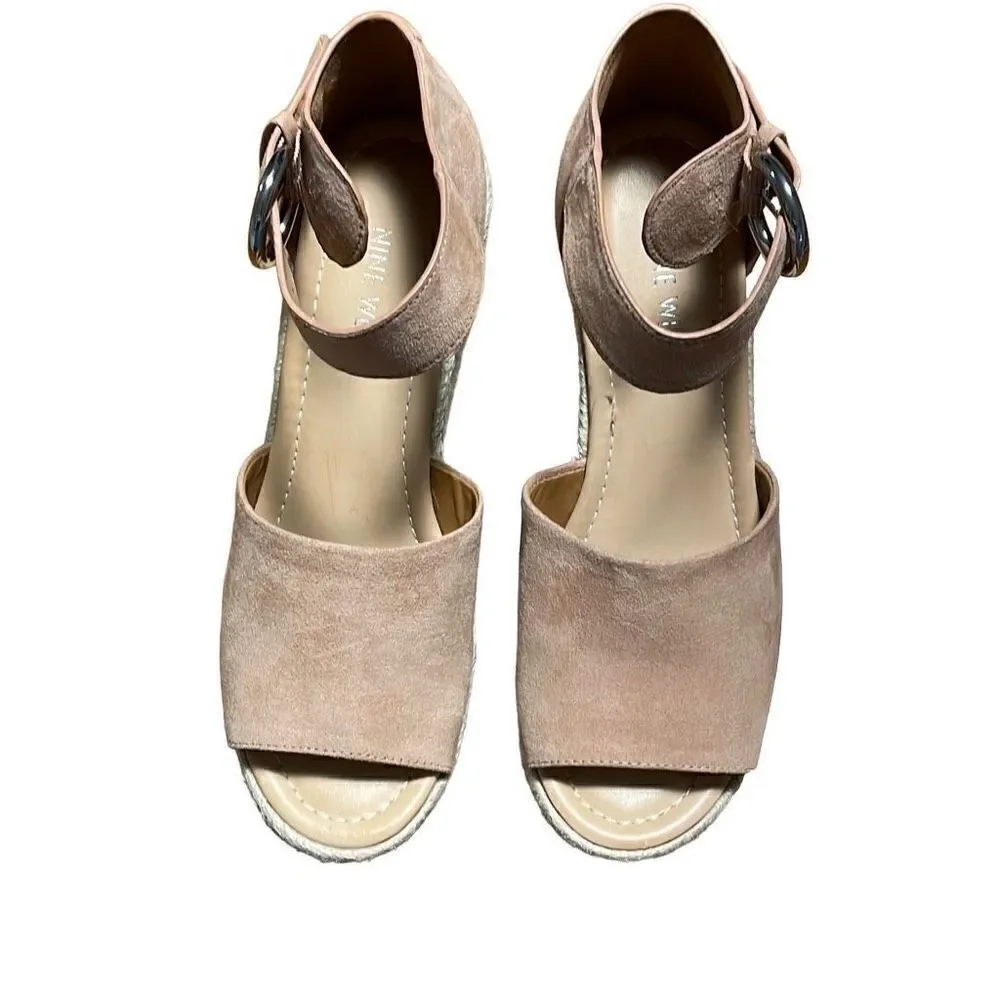 Nine West tan platform wedge sandals 4” heel and 1 1/2 “ platform in front 7 M